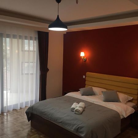 פריזרן Hotel Denis מראה חיצוני תמונה