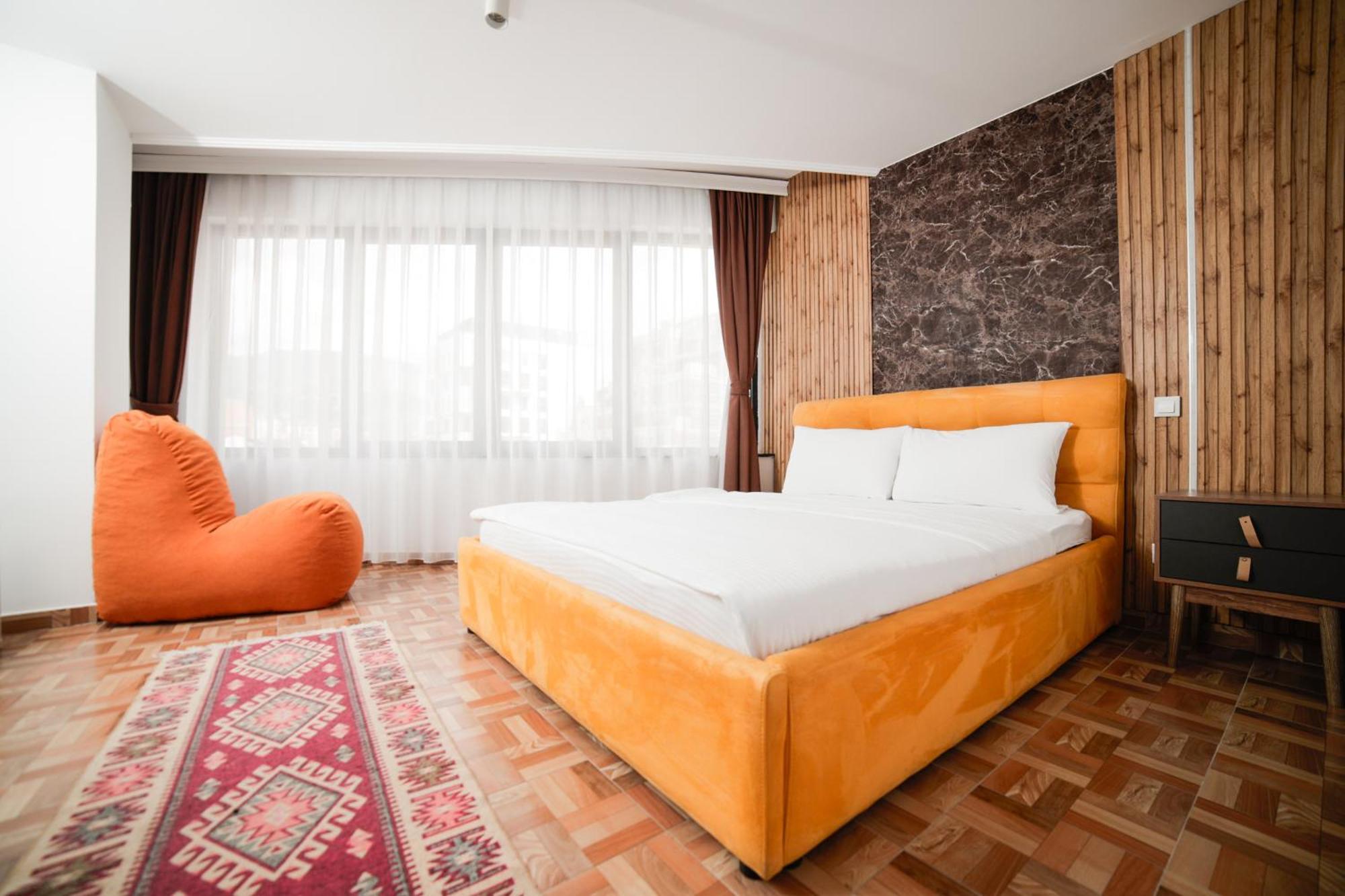 פריזרן Hotel Denis מראה חיצוני תמונה