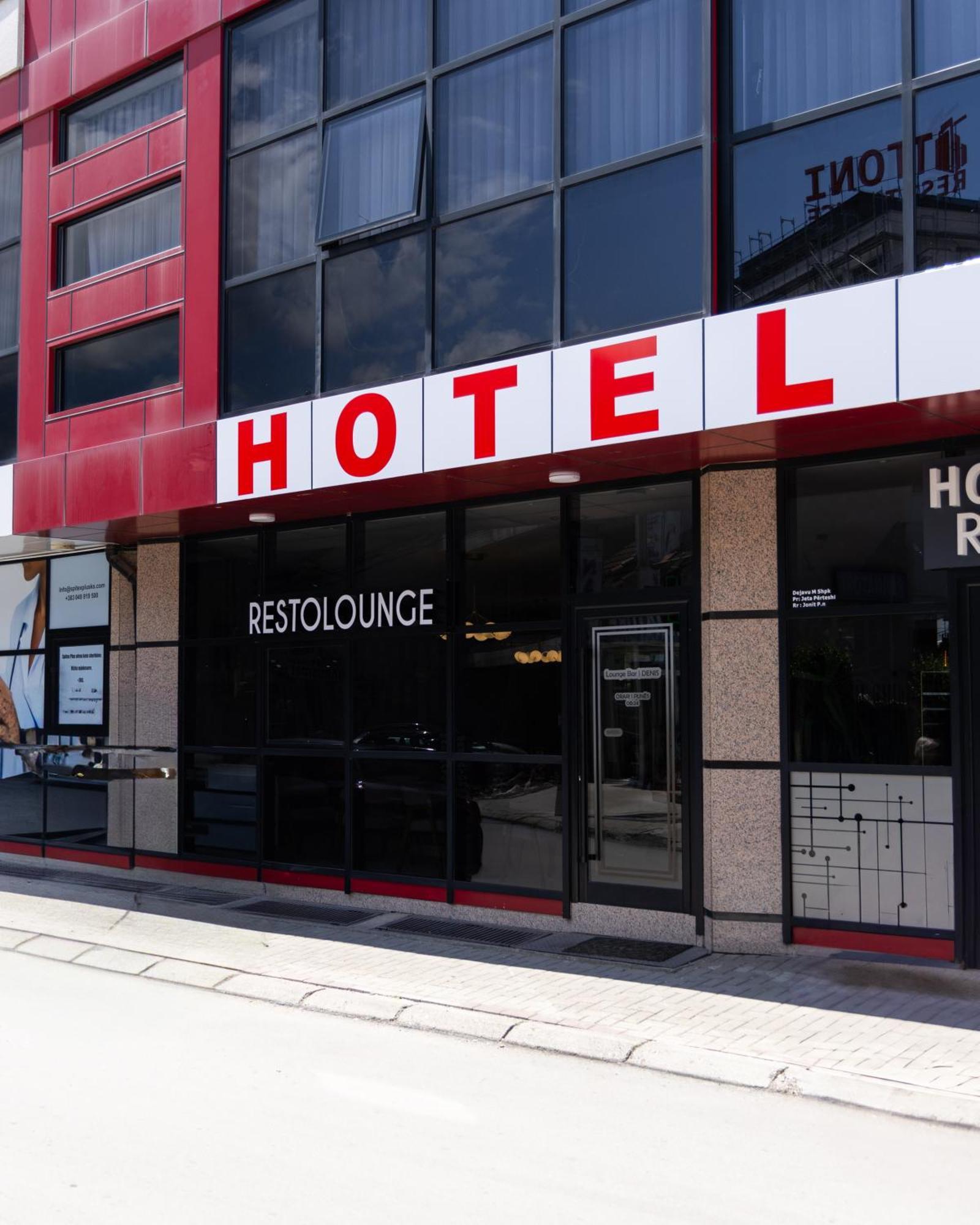 פריזרן Hotel Denis מראה חיצוני תמונה